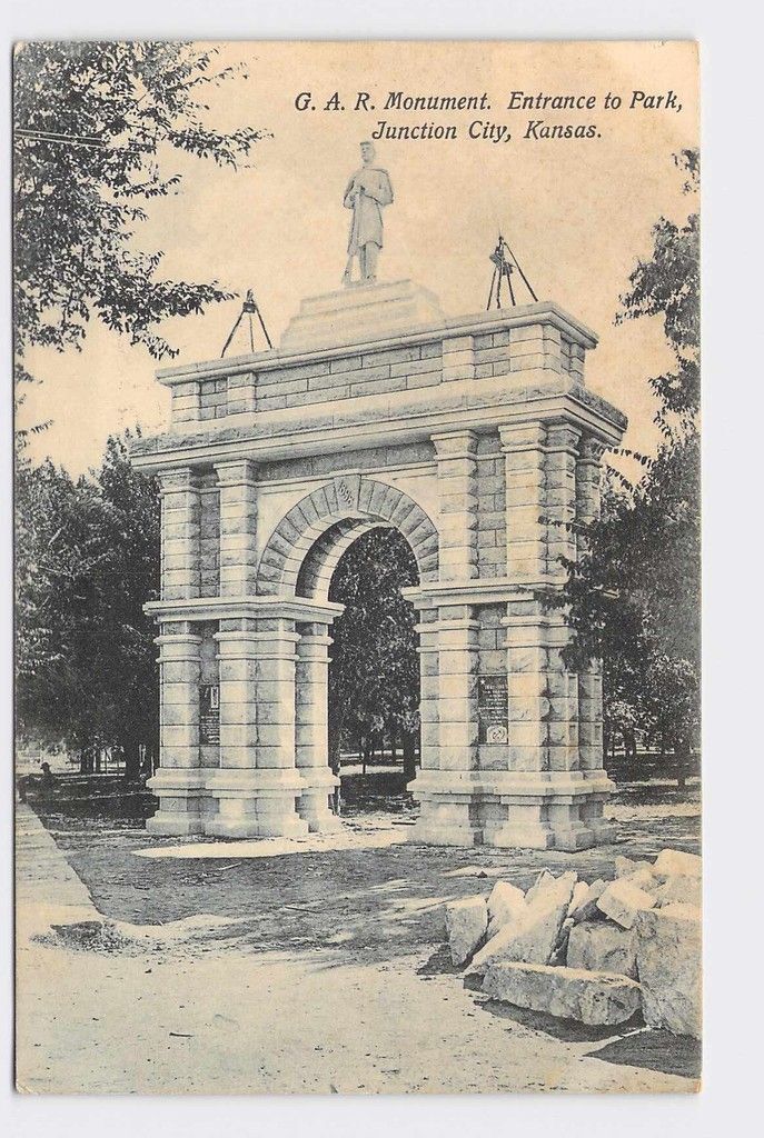 PPC Postcard KS Kansas G.A.R. Monument Entrance To Park Junction City Cancel Ogd PPC Postcard KS Kansas G.A.R. Monument Entrance To Park Junction City Cancel Ogd