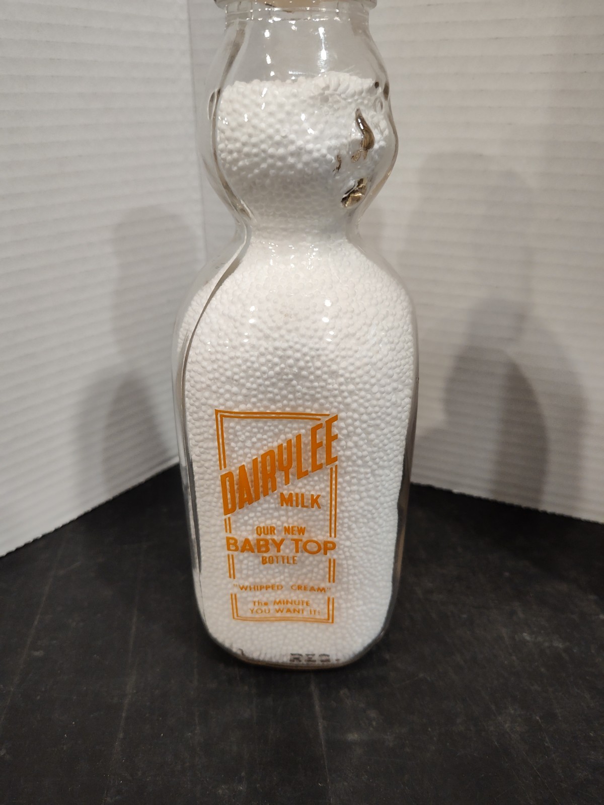 Vintage/Antique Dairylee Double Baby Top Face Head 1 Quart Milk Bottle