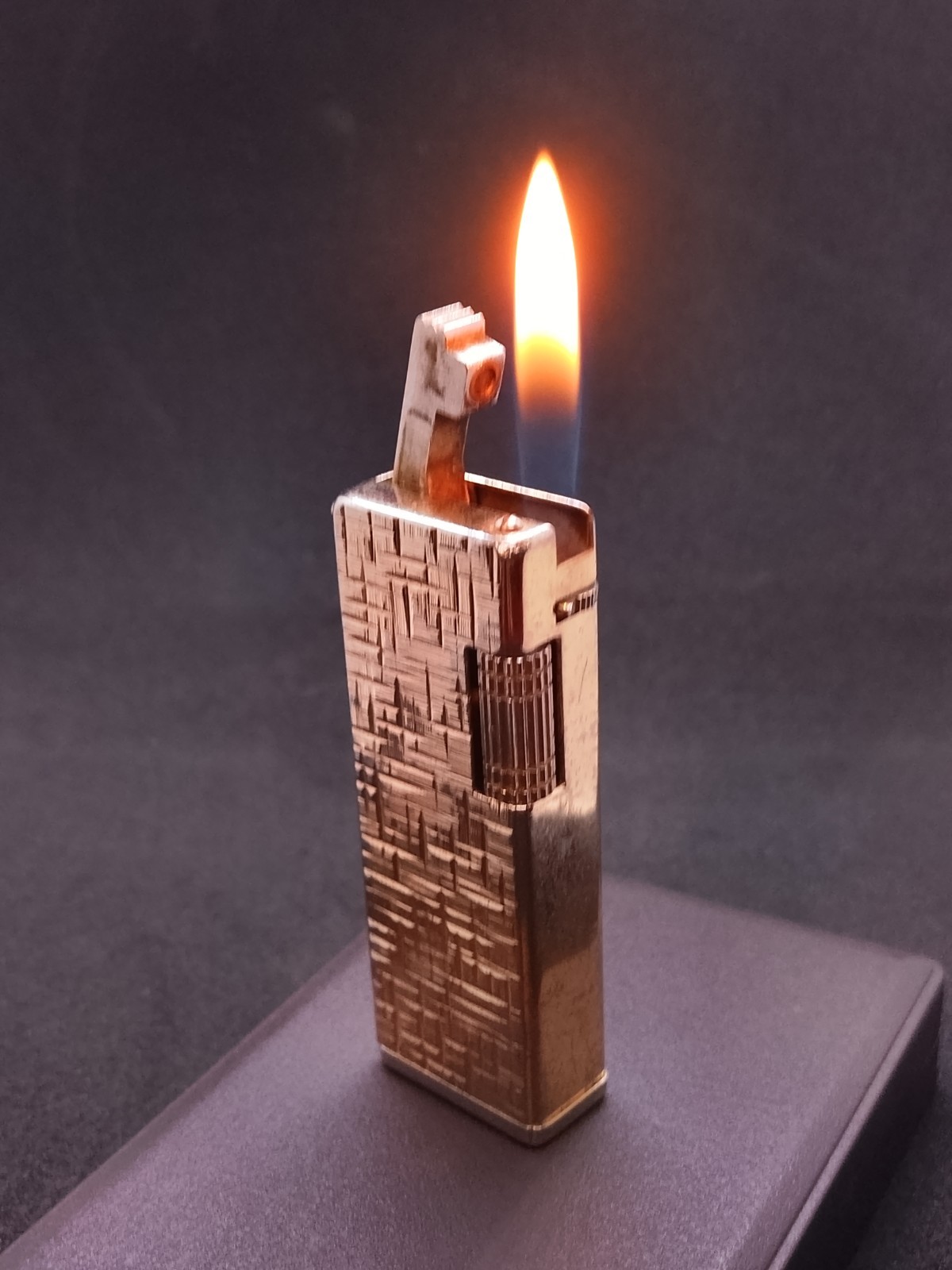 Lovely Vintage Kingsway 80s90s Retro Side Roller Lighter Relight Your Fire Lol