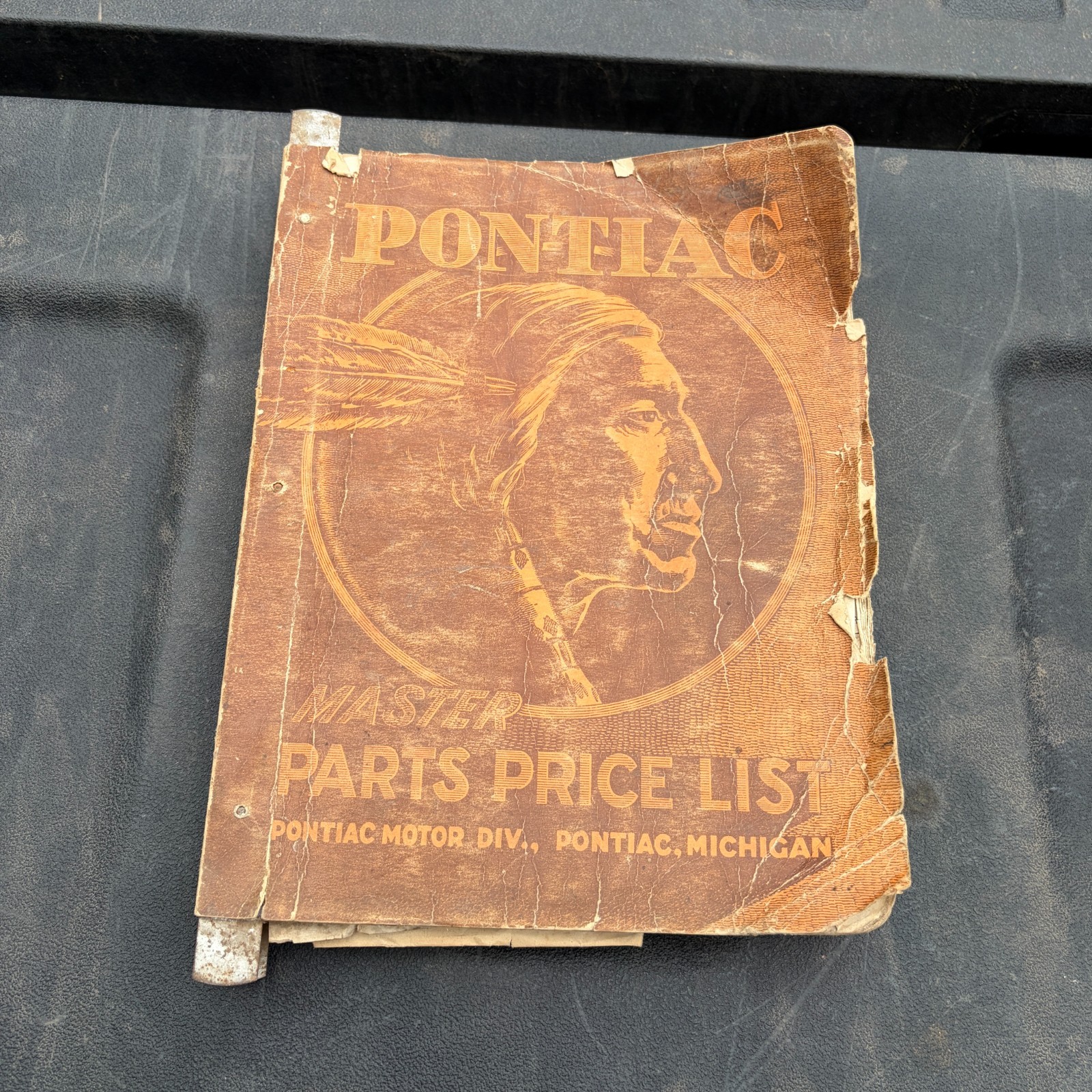 1948 Pontiac Master Parts Price List / Manual / Catalog