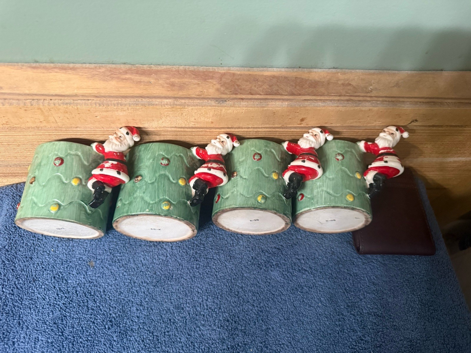 Norcrest Christmas Santa Hugger Tree Mugs X-99. Set 4 Mid Century Kitch Vintage Norcrest Christmas Santa Hugger Tree Mugs X-99. Set 4 Mid Century Kitch Vintage