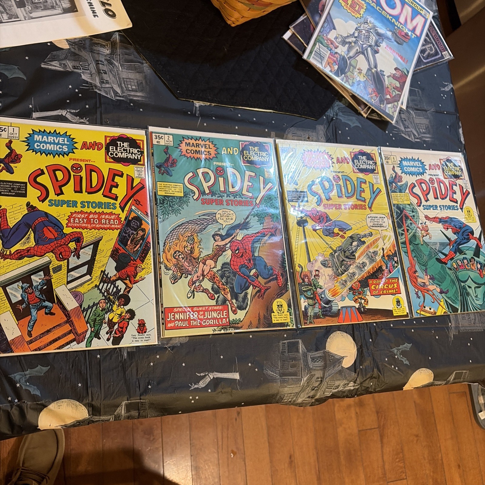 SPIDEY SUPER STORIES #1-4 1974 Marvel Comics / Electric Company 1st Issue ROMITA SPIDEY SUPER STORIES #1-4 1974 Marvel Comics / Electric Company 1st Issue ROMITA