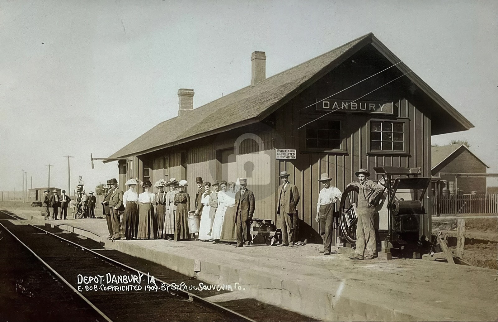 Danbury IA Iowa Train Depot Railroad Station 1909 RPPC Photo Postcard COPY