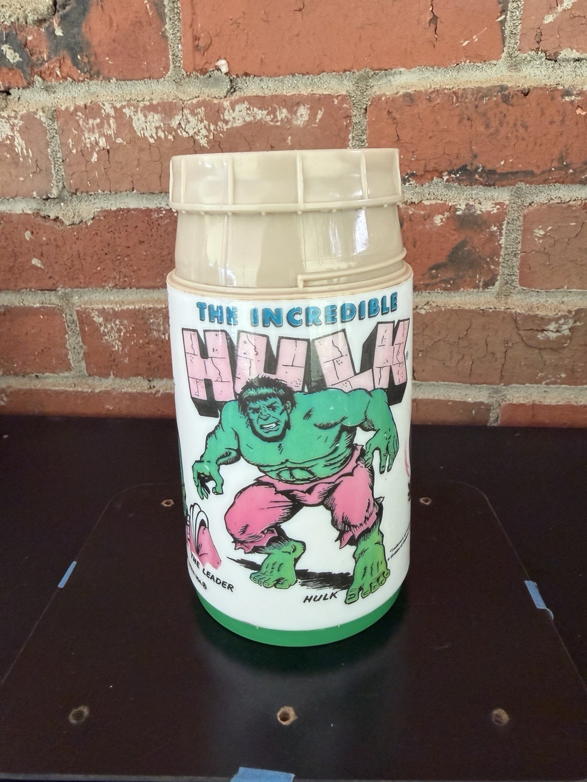 VINTAGE 1978 THE INCREDIBLE HULK MARVEL COMICS THERMOS BY ALADDIN NICE GRAPHICS