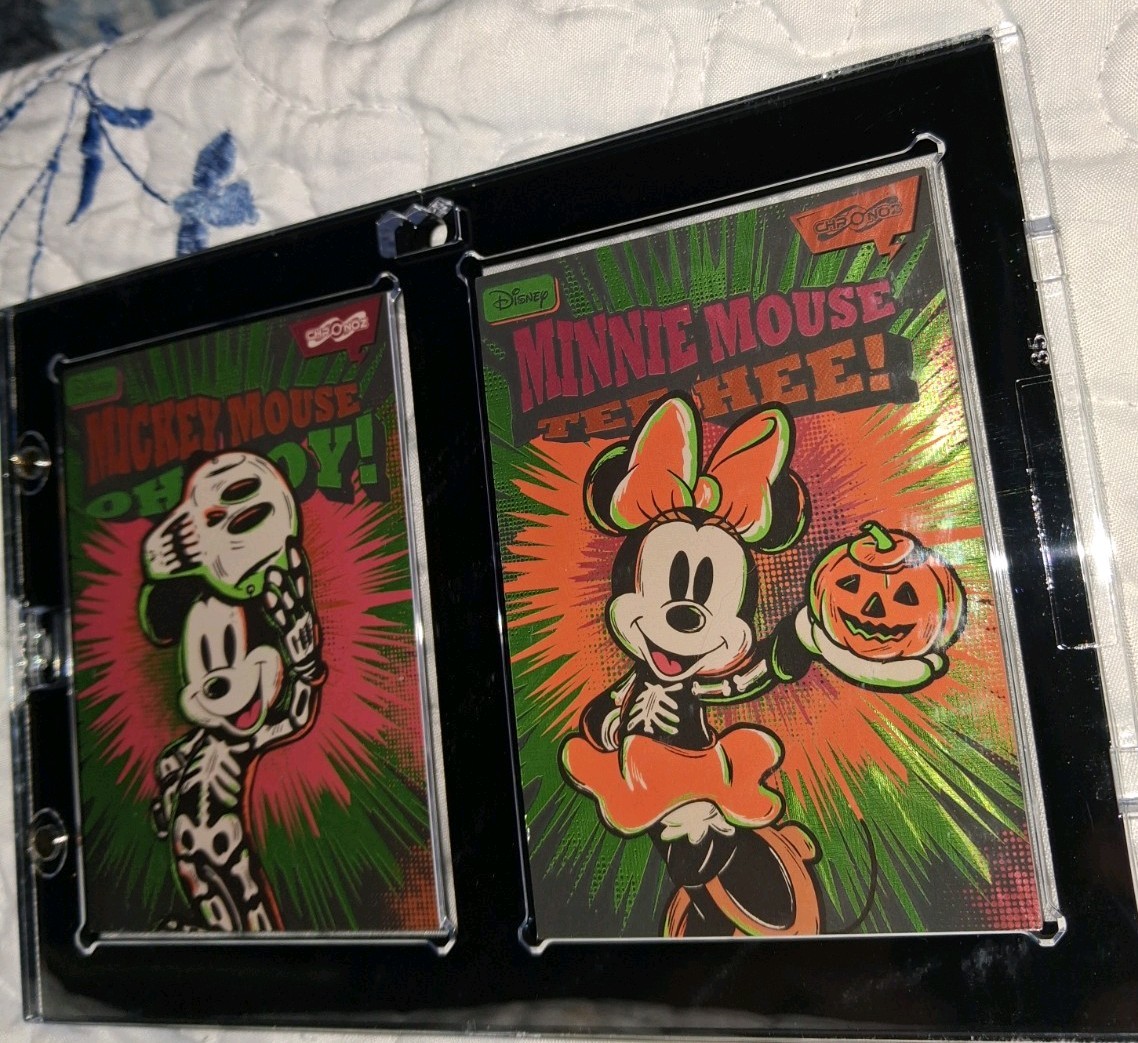 2026 Disney Chronoz Pop Blast  Mickey & Minnie Set Of 2