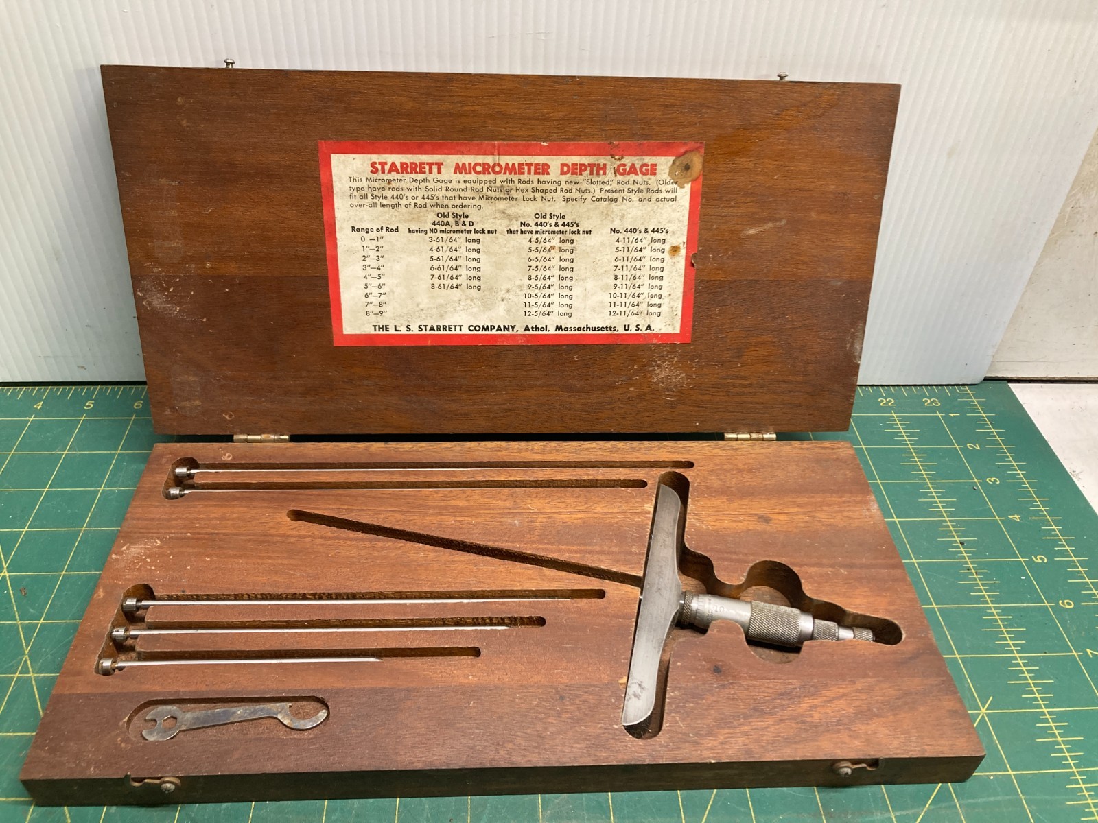 Vintage Starrett No. 445 Micrometer Depth Gage Machinist Tool In Wooden Box