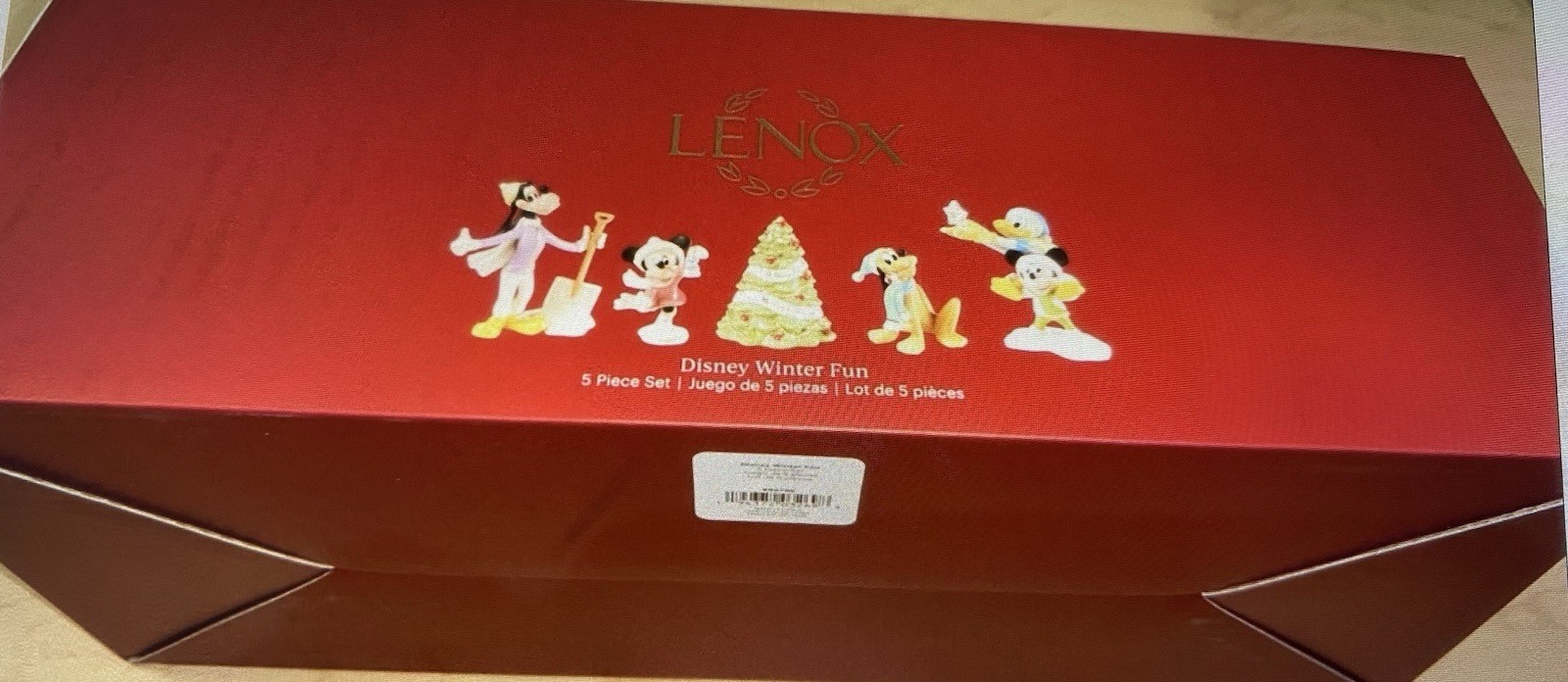 Lenox Disney Winter Fun Five Pc Figurine Gift Set New in Box Christmas porcelain Lenox Disney Winter Fun Five Pc Figurine Gift Set New in Box Christmas porcelain