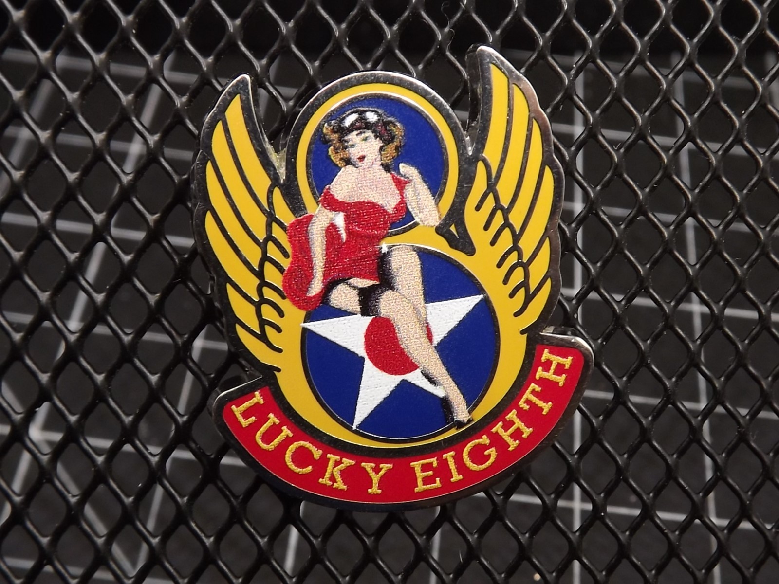 PIN NOSE ART-\