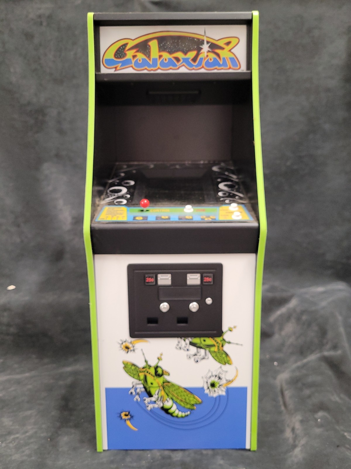 Galaxian Quarter Arcade by Numskull - 1/4 Scale Replica Galaxian Quarter Arcade by Numskull - 1/4 Scale Replica