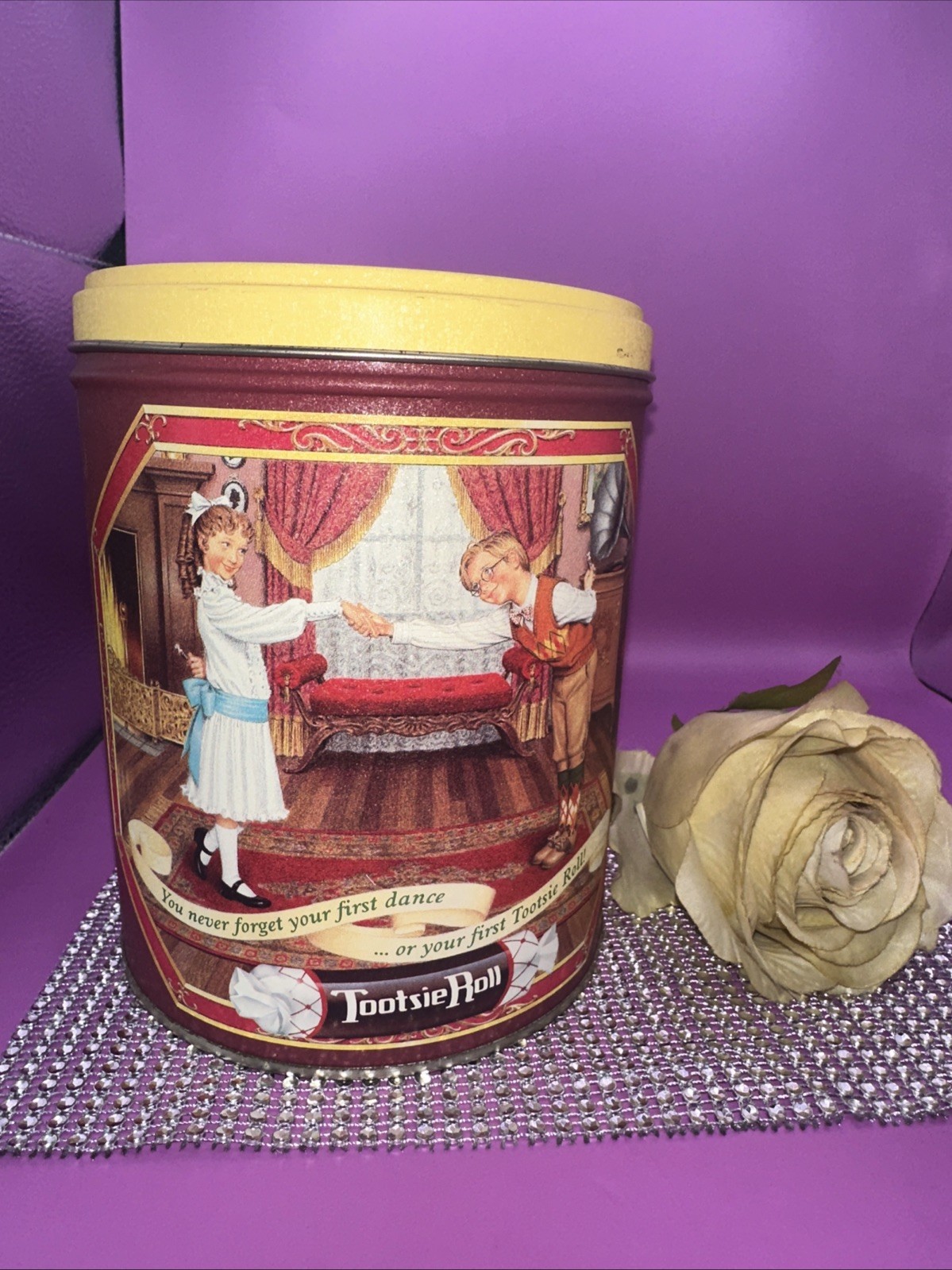 1993 Vintage Tootsie Roll Collectible Limited Edition Tin Empty Perfect 👌