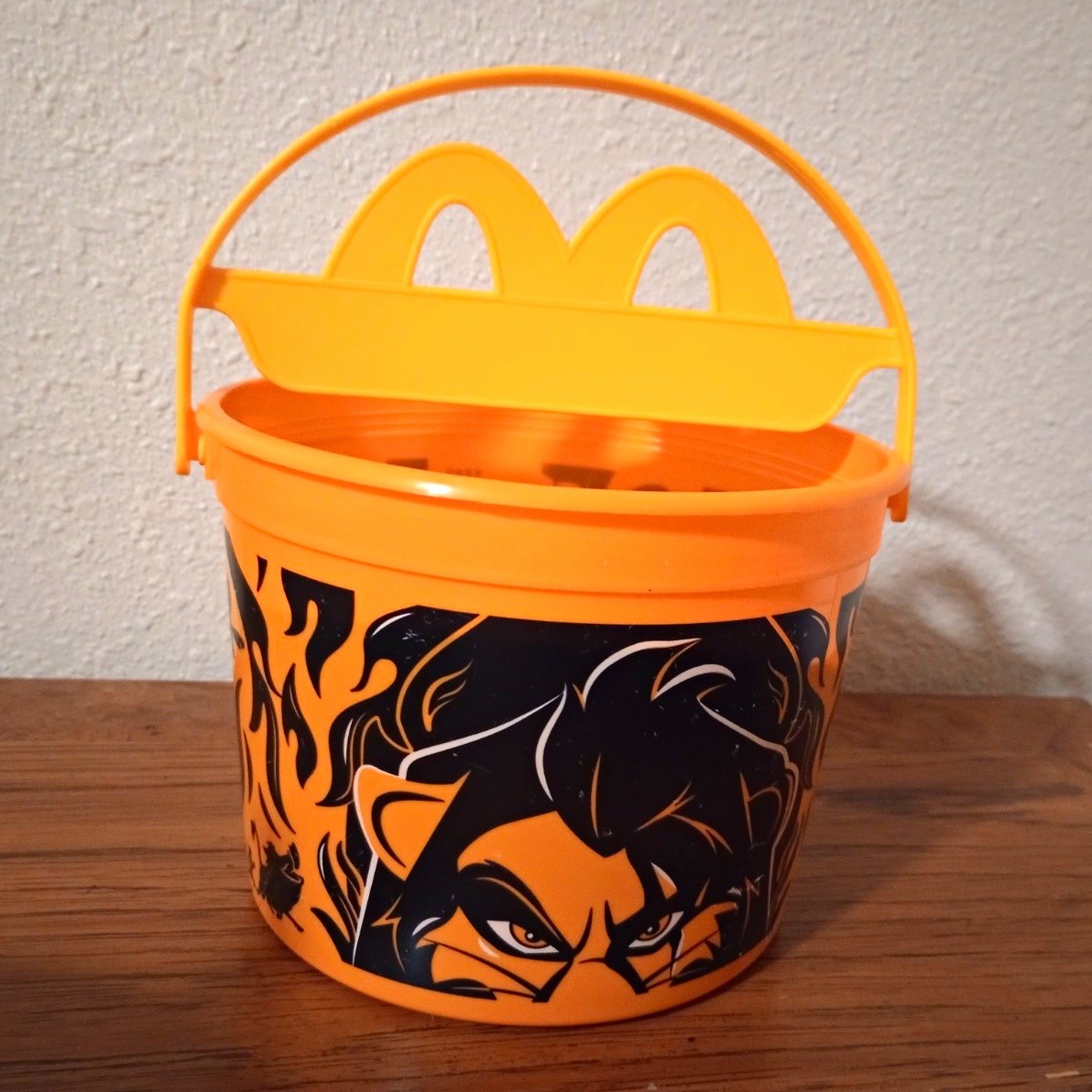 Scar Disney Villains McDonald\'s Boo Bucket 2026
