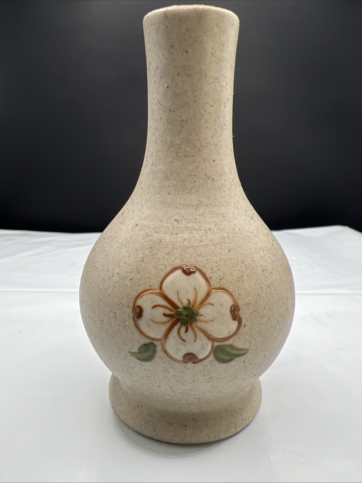 Vintage Pigeon Forge Pottery Dogwood Bud Vase Speckled Stoneware Signed Tennesse