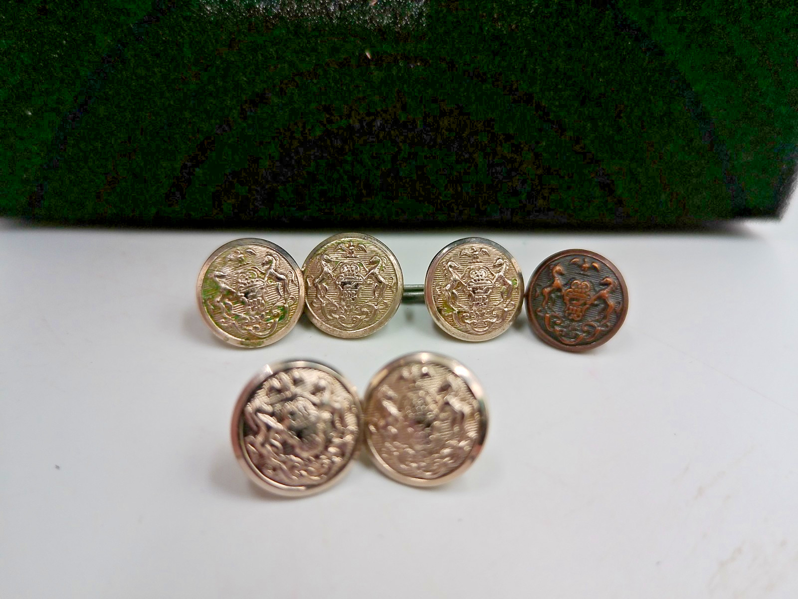 Lot of 6 Vintage Pennsylvania State Seal Uniform Buttons 'Waterbury' Lot of 6 Vintage Pennsylvania State Seal Uniform Buttons 'Waterbury'