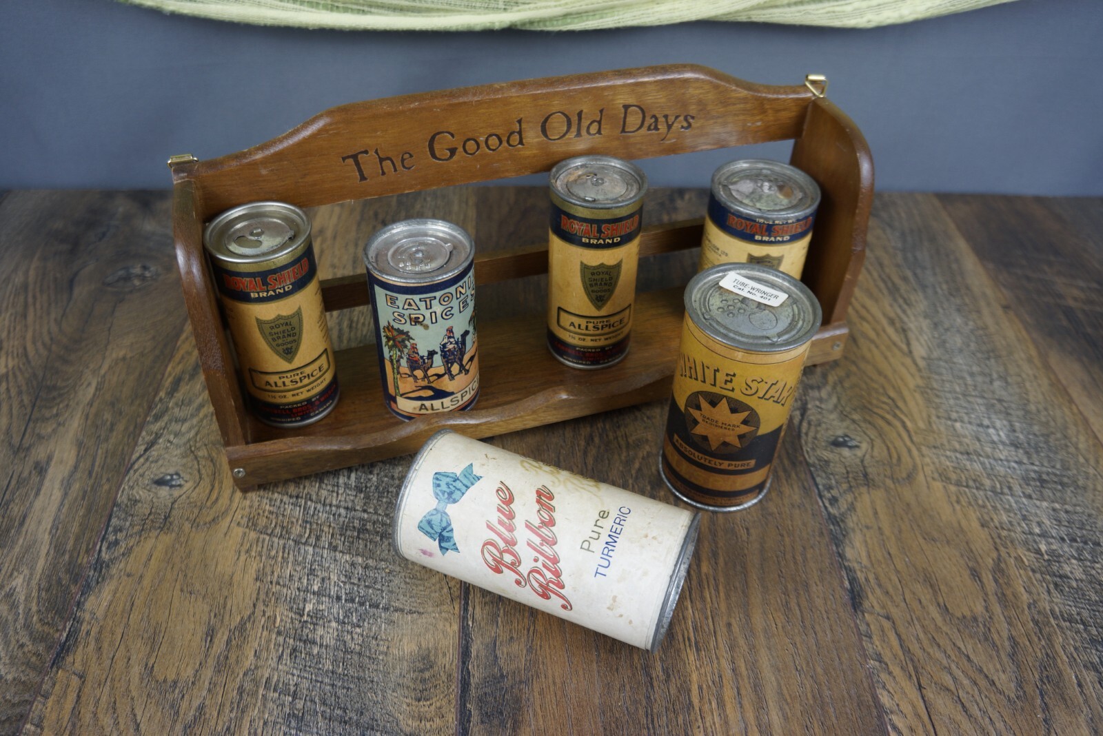 VINTAGE Set 6 ROYAL SHIELD, BLUE RIBBON, WHITE STAR, EATONIA SPICE TINS w/RACK