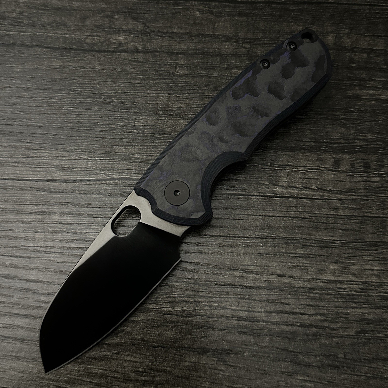 Urban EDC F5.5, DLC Magnacut & Purple Flow Carbon Fiber Folding Knife