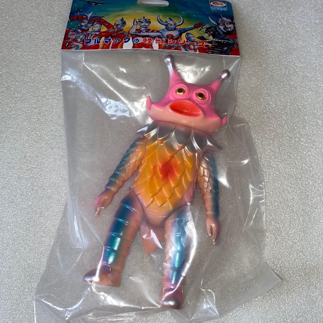 Bullmark Giro Star Beast Pink Sofubi Soft Vinyl Figure Ultraman Leo Japan Kaiju