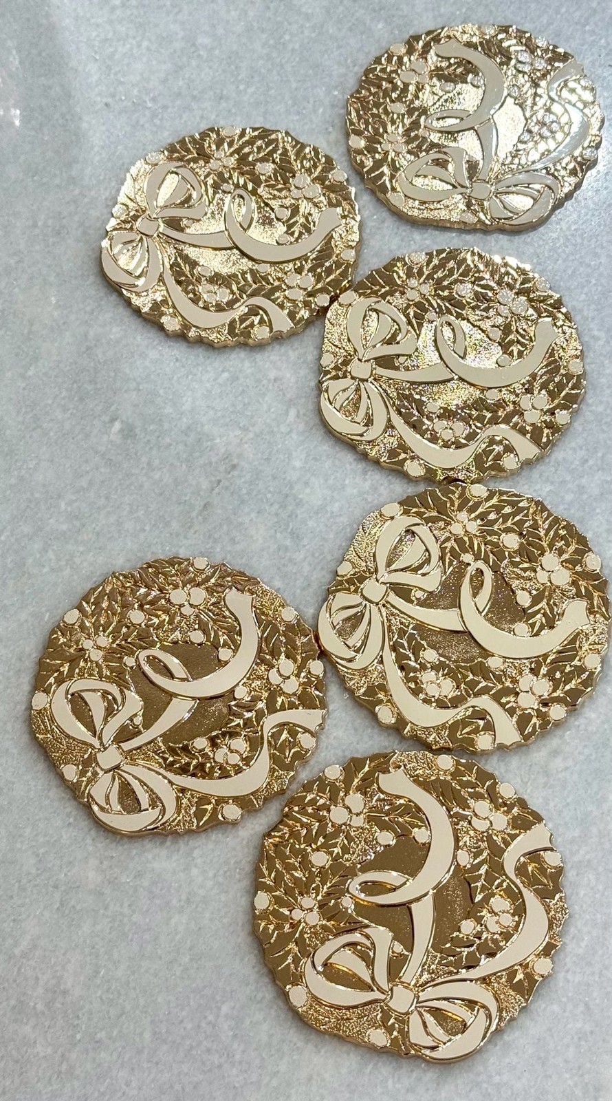 Vintage Wm. A. Rogers Holiday Wreath Coasters Set of 6 Gold-Tone Metal; NWOT