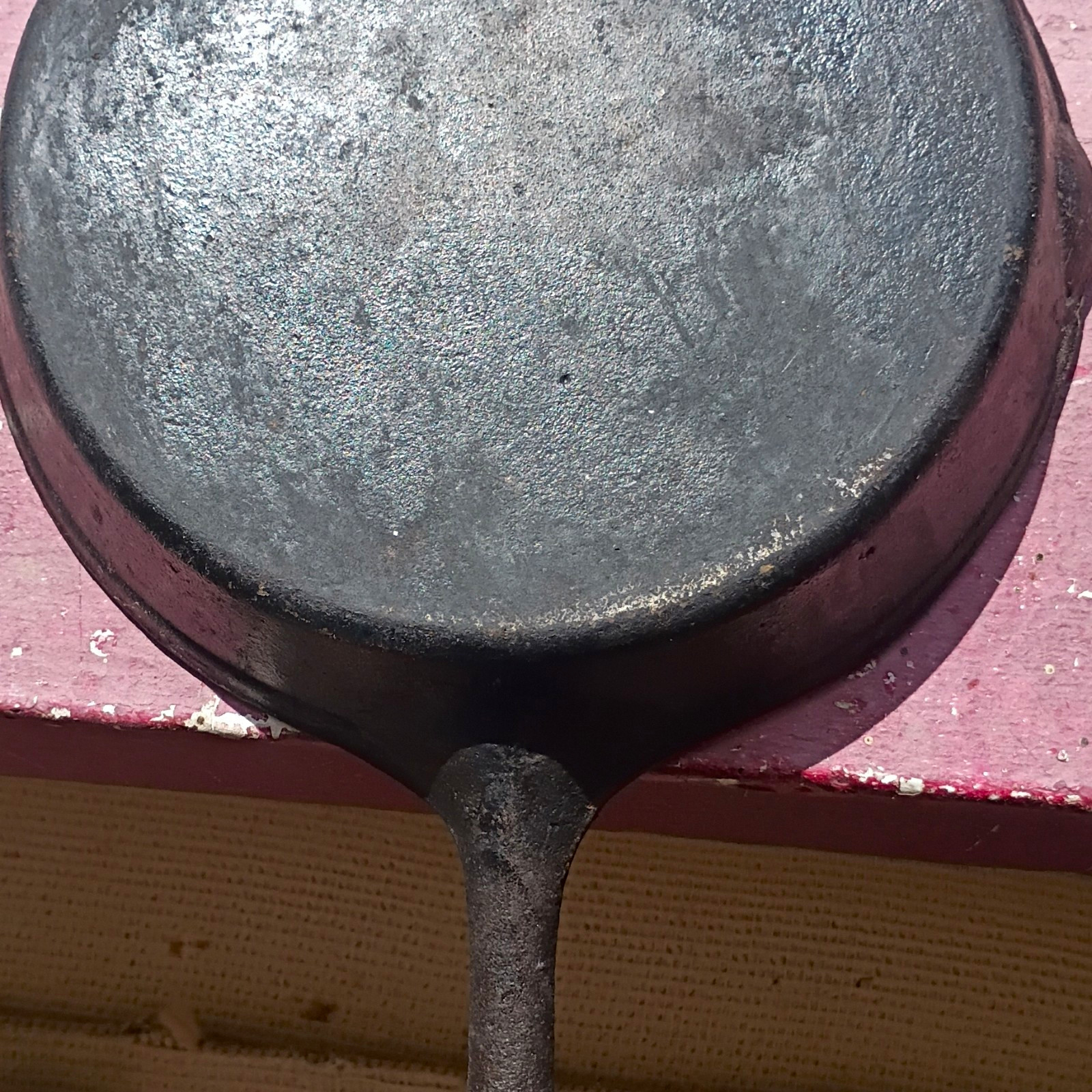 Cast Iron Round Skillet Frying Pan, Black, Vintage Wagner Ware
