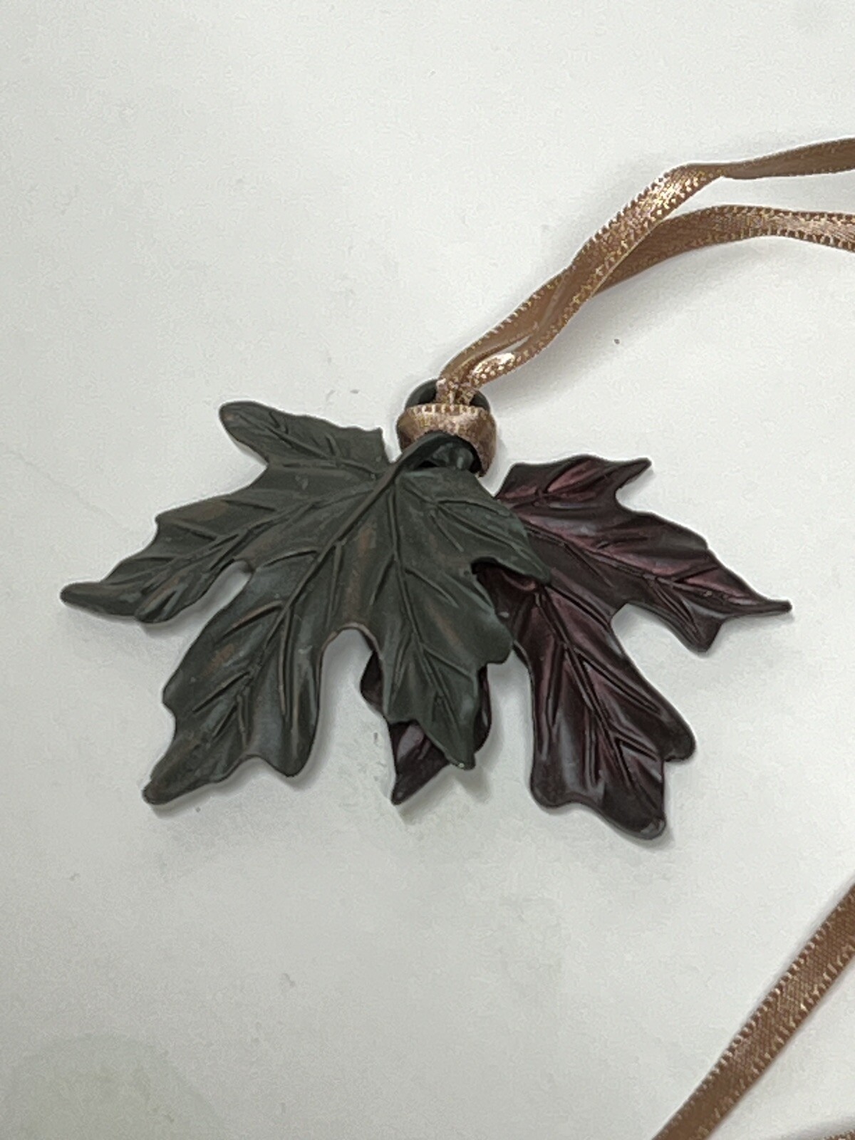 Longaberger Double Maple Leaf Tie-On #73393 Basket Embellishment Red Green New Longaberger Double Maple Leaf Tie-On #73393 Basket Embellishment Red Green New