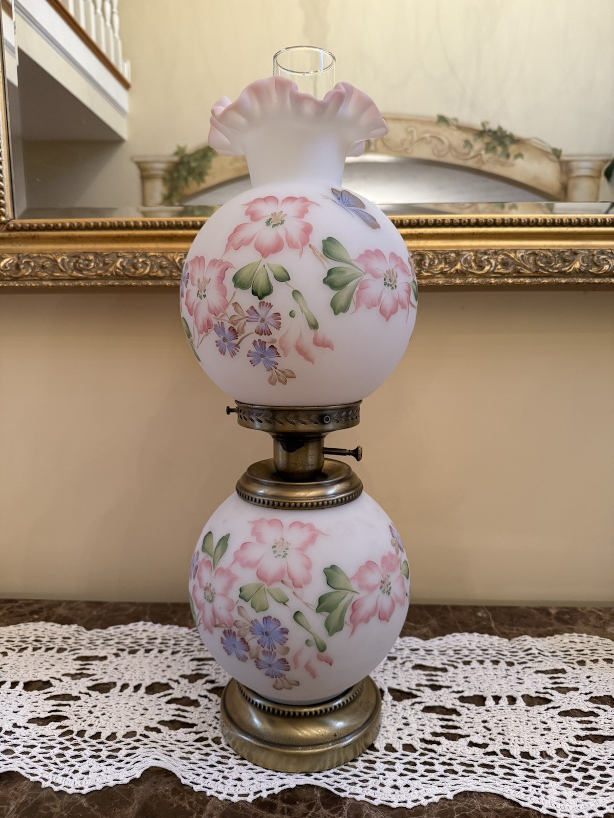 Vintage Fenton Purple Pink Floral Butterfly Gone With The Wind Double Globe Lamp Vintage Fenton Purple Pink Floral Butterfly Gone With The Wind Double Globe Lamp
