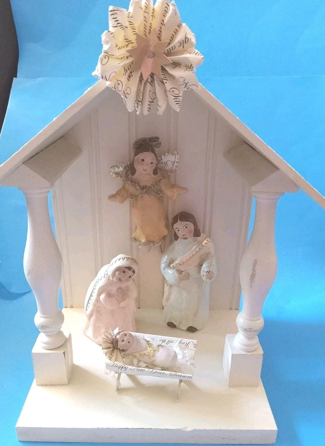 RARE Nicol Sayre 2006 Midwest Nativity Set Holy Family w/ Manger Pastel Figures