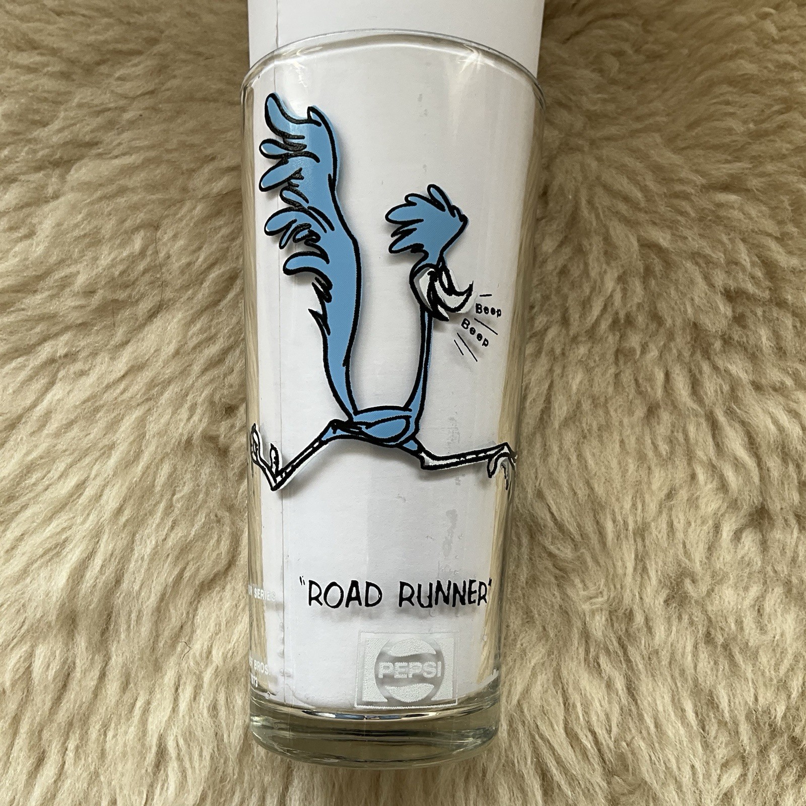 1973 Warner Bros Looney Tunes Pepsi Collector Road Runner Glass Black Letters