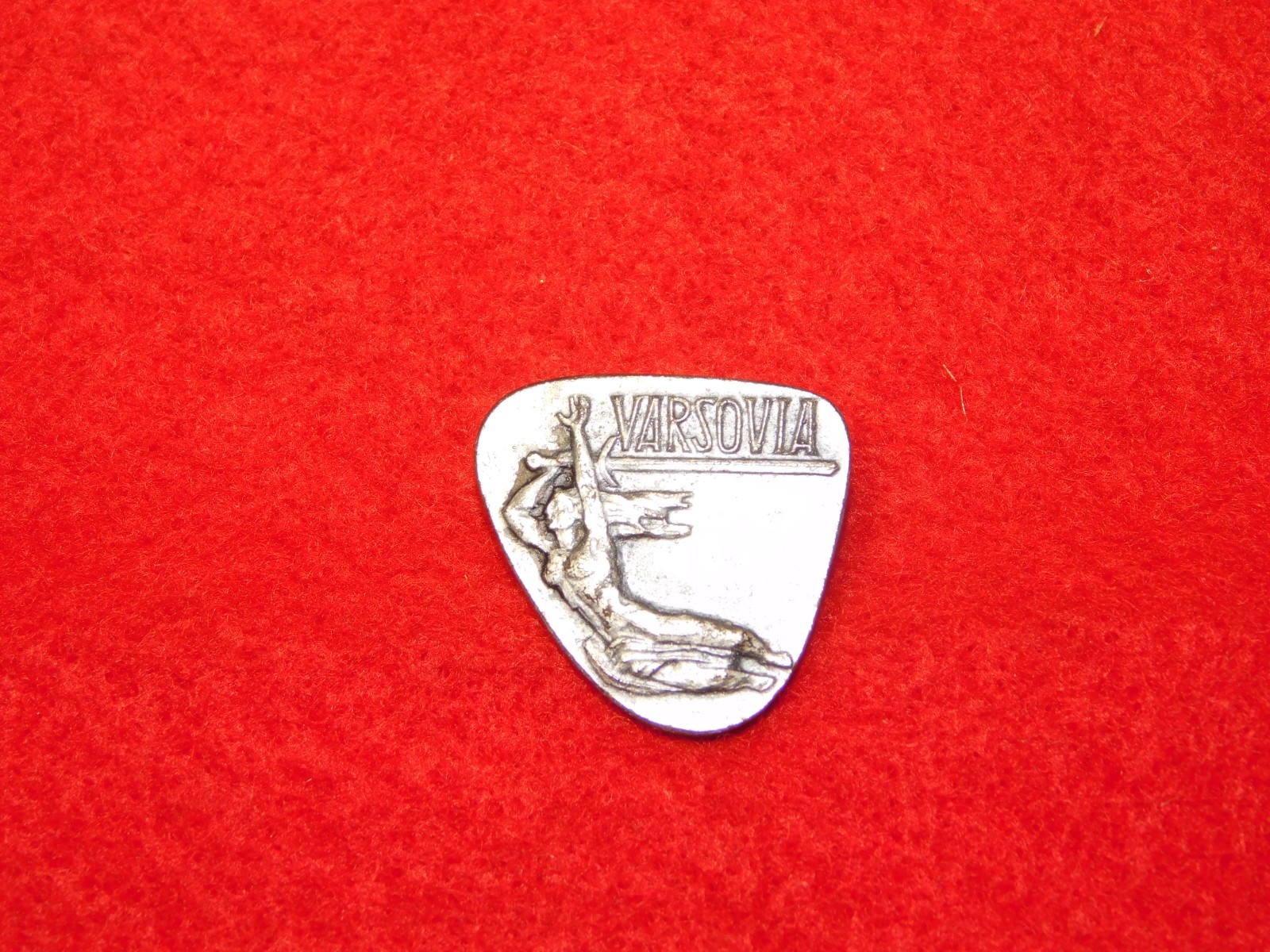 VINTAGE VARSOVIA LAPEL PIN VINTAGE VARSOVIA LAPEL PIN