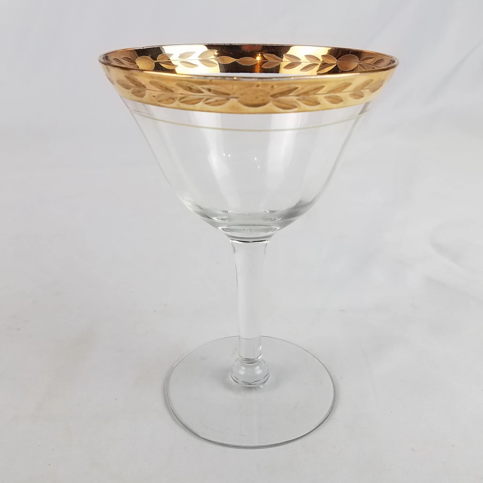Gold Etched Gilded Rimmed Champagne Glass Fluted Stemware