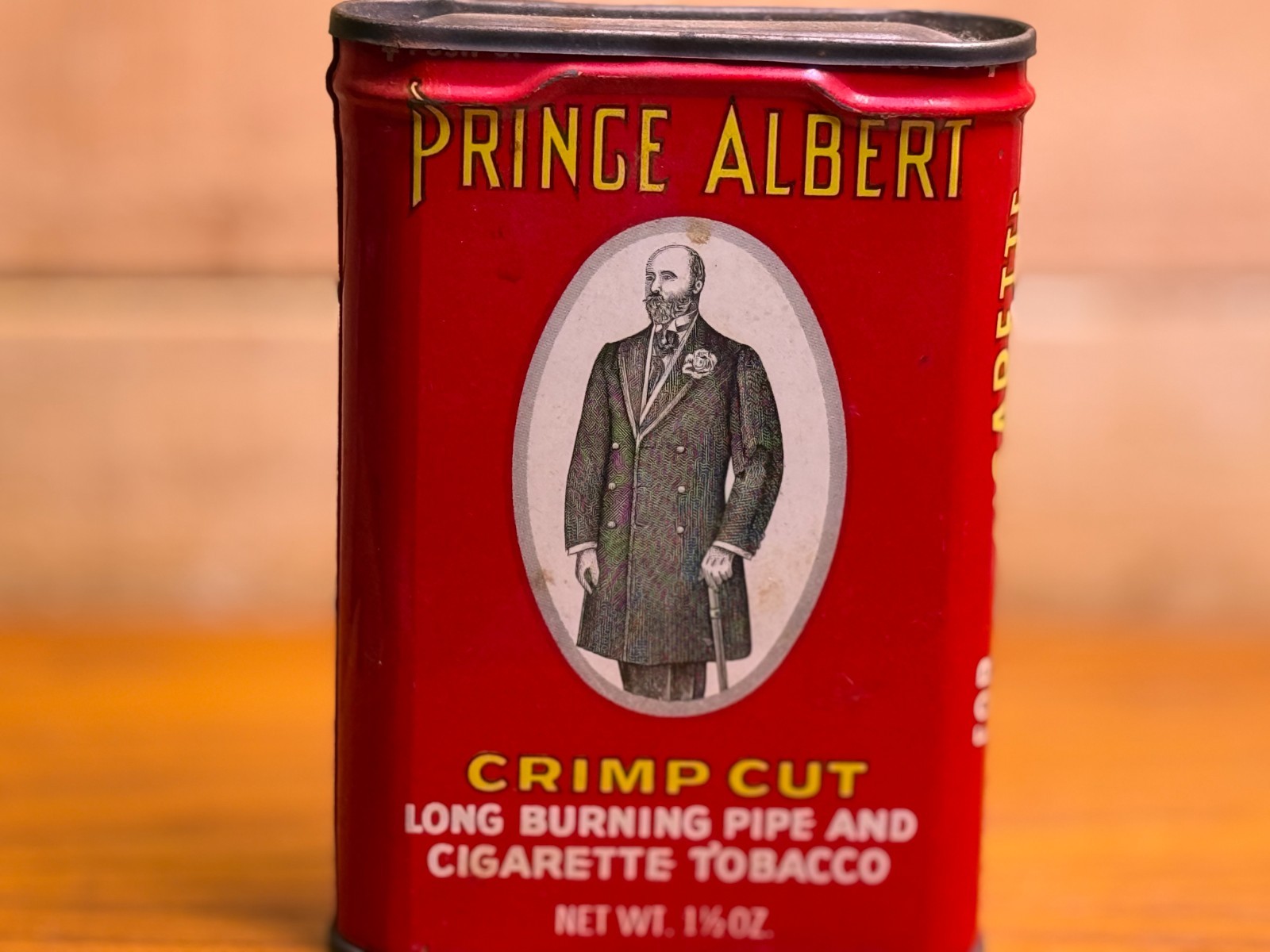 Vintage Prince Albert Crimp Cut 1½ Oz Pocket Tobacco Tin Red Advertising