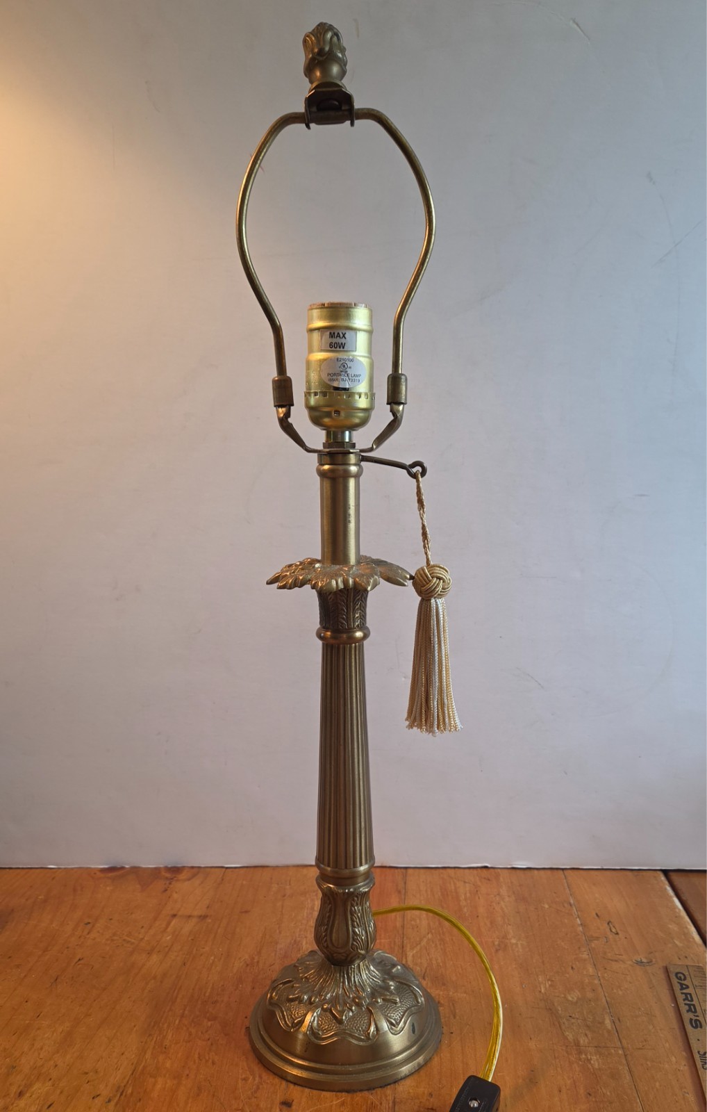 Vintage Two\'s Company Hollywood Regency Brass Table Lamp Neoclassical Column Vintage Two\'s Company Hollywood Regency Brass Table Lamp Neoclassical Column