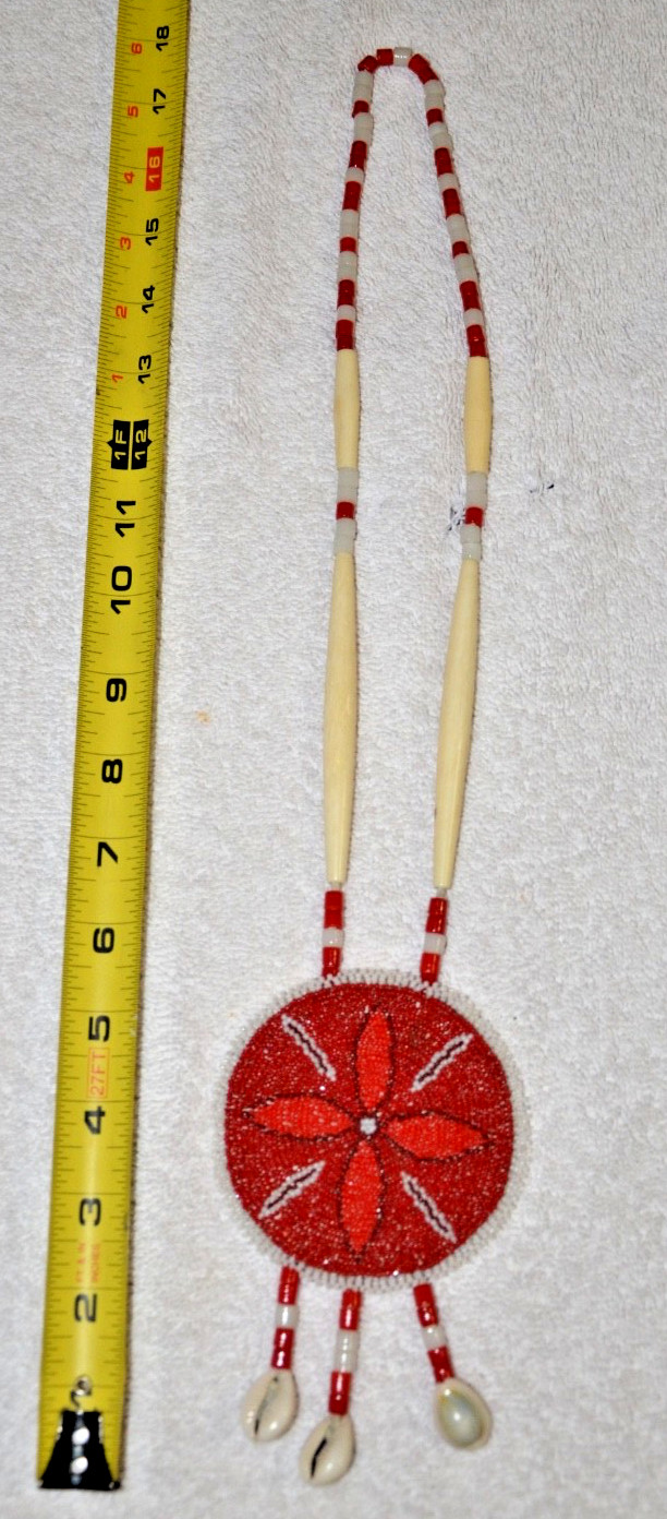 Vintage c1960s NATIVE AMERICAN HAND BEADED MEDALLION REDAND WHITE NECKLACE Vintage c1960s NATIVE AMERICAN HAND BEADED MEDALLION REDAND WHITE NECKLACE