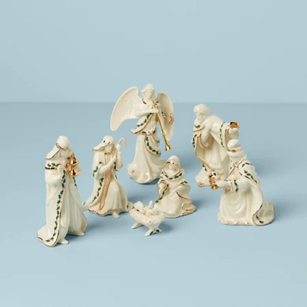 Lenox Fine China HOLIDAY Christmas Miniature Nativity Scene - 7 Piece - N/O