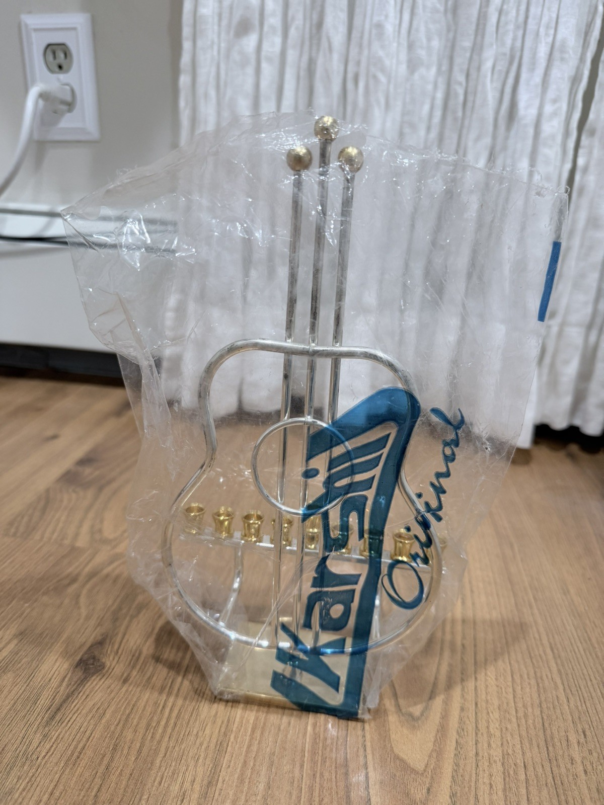 Karshi Jerusalem Hanaukkah Menorah 24k Gold Plated Guitar Karshi Jerusalem Hanaukkah Menorah 24k Gold Plated Guitar