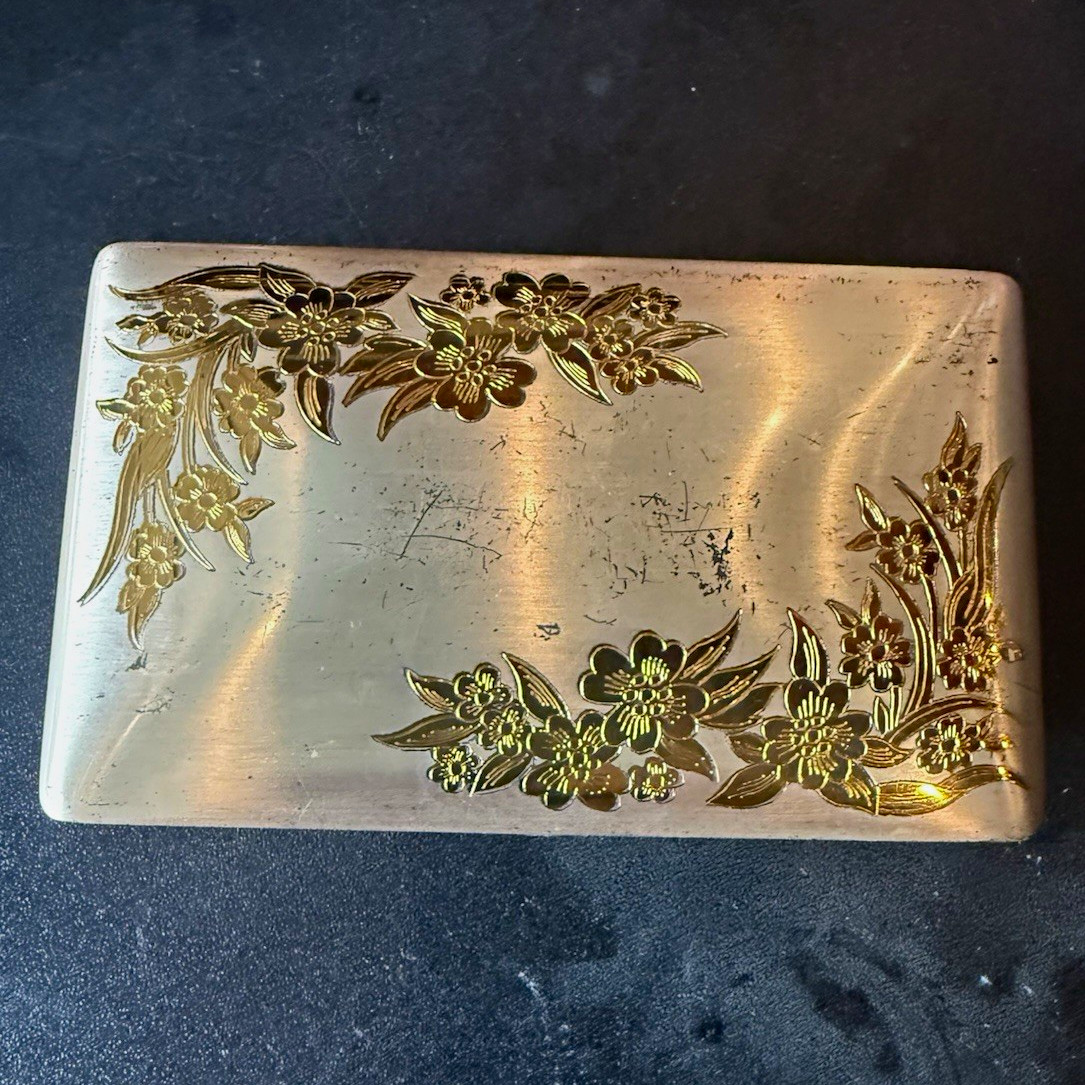 Vintage Elgin American Gold-Tone Floral Compact Mirror w/ Lipstick Holder.
