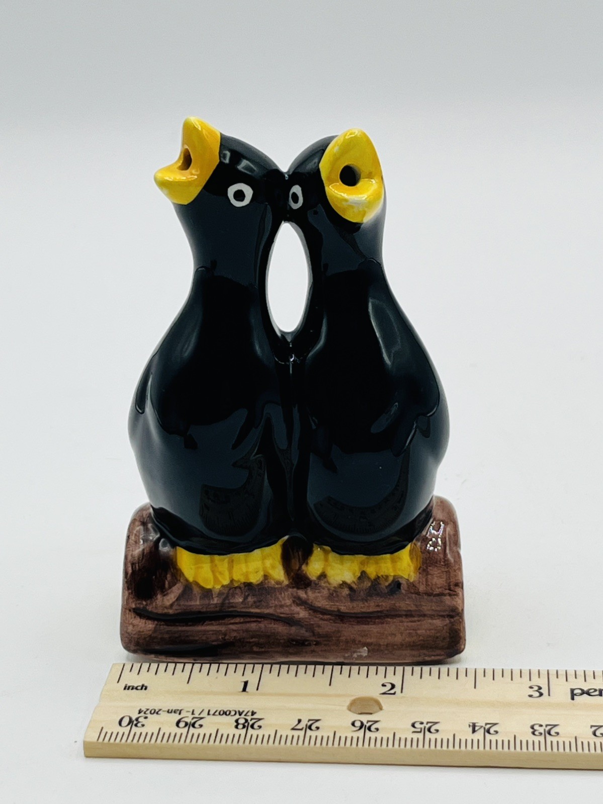 Two Black Birds On A Log Double Pie Bird Vent