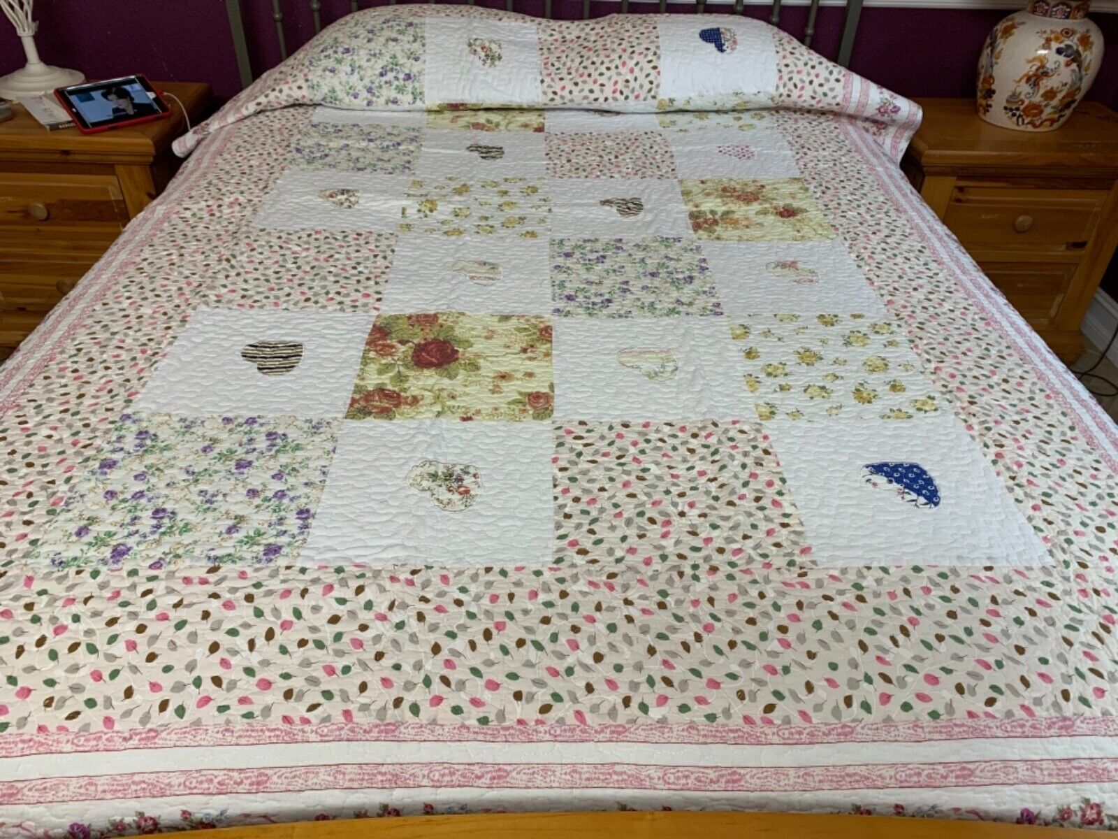 Twin size  Applique and patchwork quilt #w-002