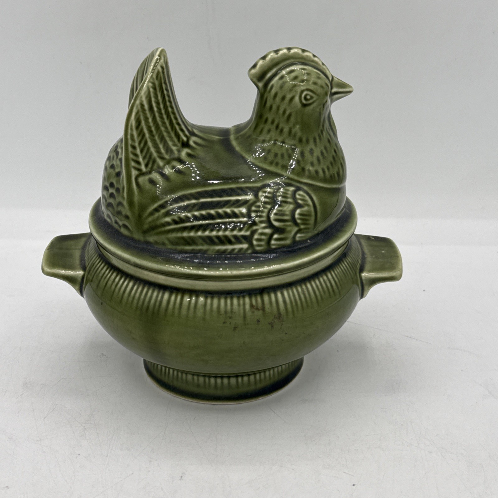 Vintage MCM Avocado Green Ceramic Chicken Casserole Dish Lidded Tureen 5.5”