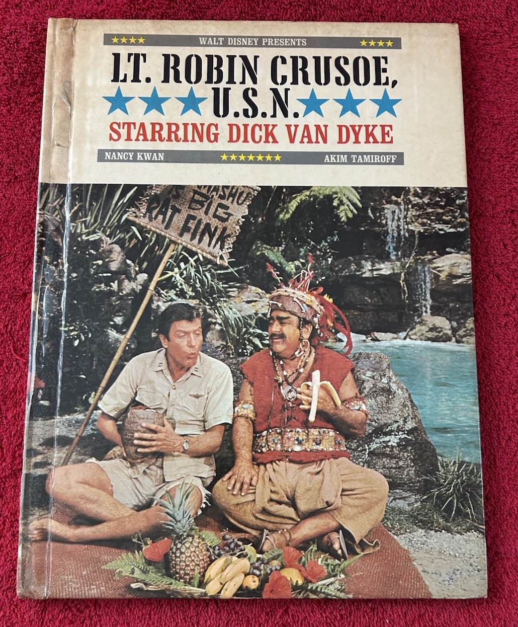 Disney Lt Robin Crusoe USN 1966 Dick Van Dyke hardcover photos Storyboard art