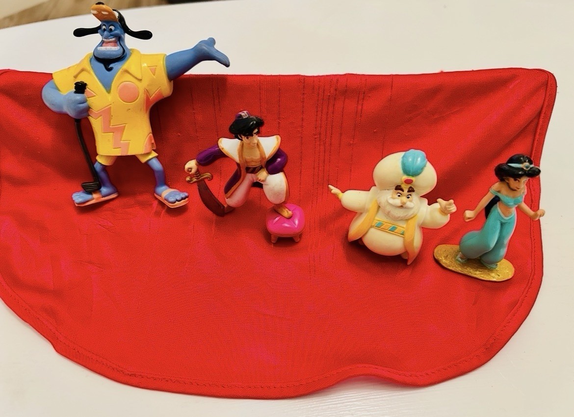 Vintage 1992-1993 Disney Aladdin Figures Mattel Genie, Aladdin, Sultan, Jasmine