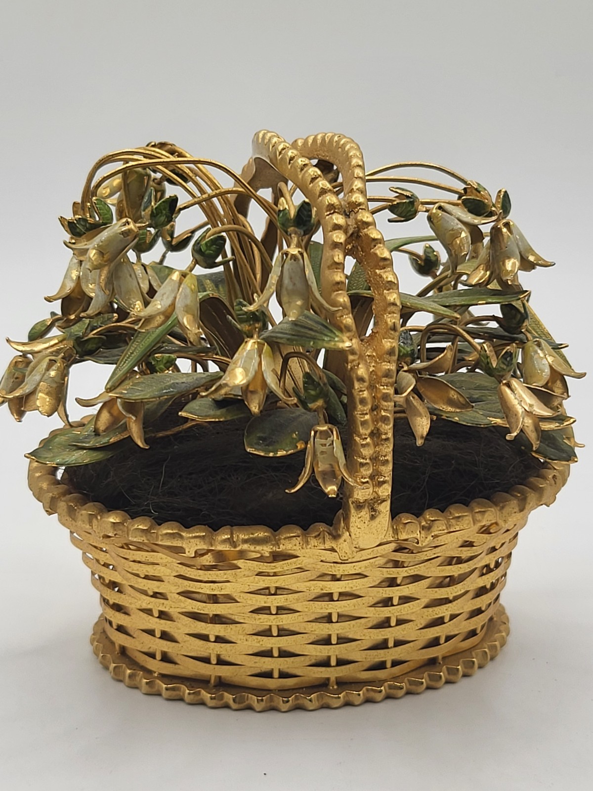 Vintage JANE HUTCHINSON Gorham Fluers Des Siecles Gold Plate Flowers In Basket Vintage JANE HUTCHINSON Gorham Fluers Des Siecles Gold Plate Flowers In Basket