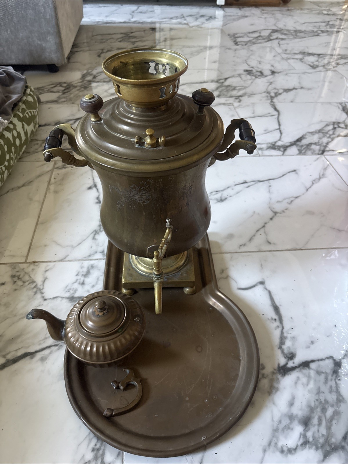 Big Heavy Antique Imperial Russian Samovar Tea Urn (Tampak) Serving Tray & Pot Big Heavy Antique Imperial Russian Samovar Tea Urn (Tampak) Serving Tray & Pot