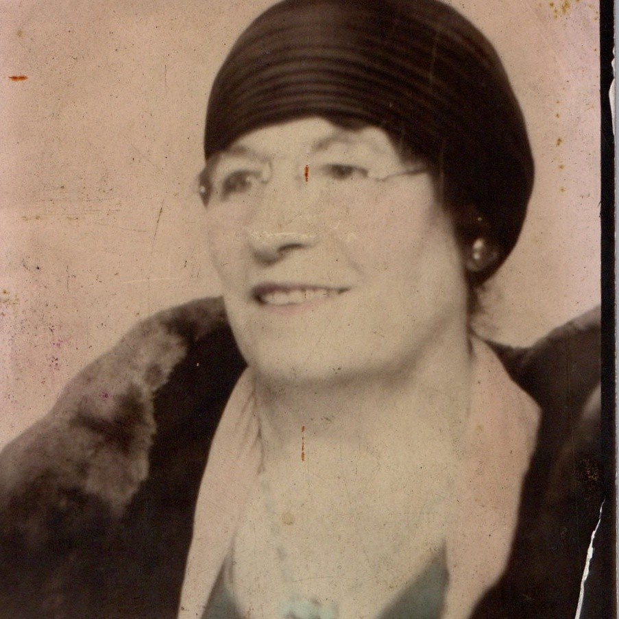 ID\'d c1920s Brookline Sarah Shenkel Cloche Hat Fur Coat Snapshot Photo Flapper ID\'d c1920s Brookline Sarah Shenkel Cloche Hat Fur Coat Snapshot Photo Flapper