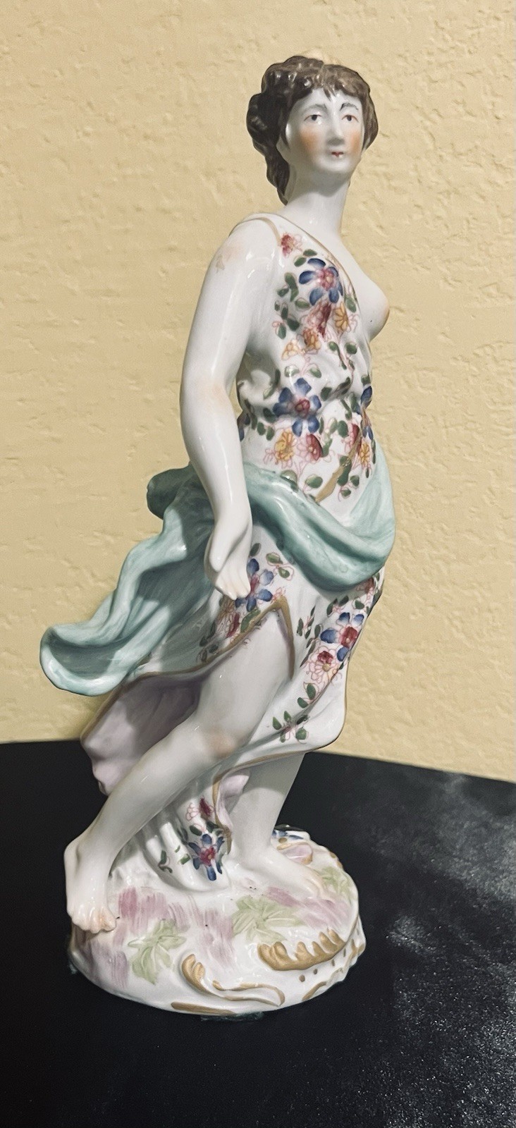 Antique 19th Century Roman Goddess Juno & Peacock Porcelain Figurine Statue Antique 19th Century Roman Goddess Juno & Peacock Porcelain Figurine Statue