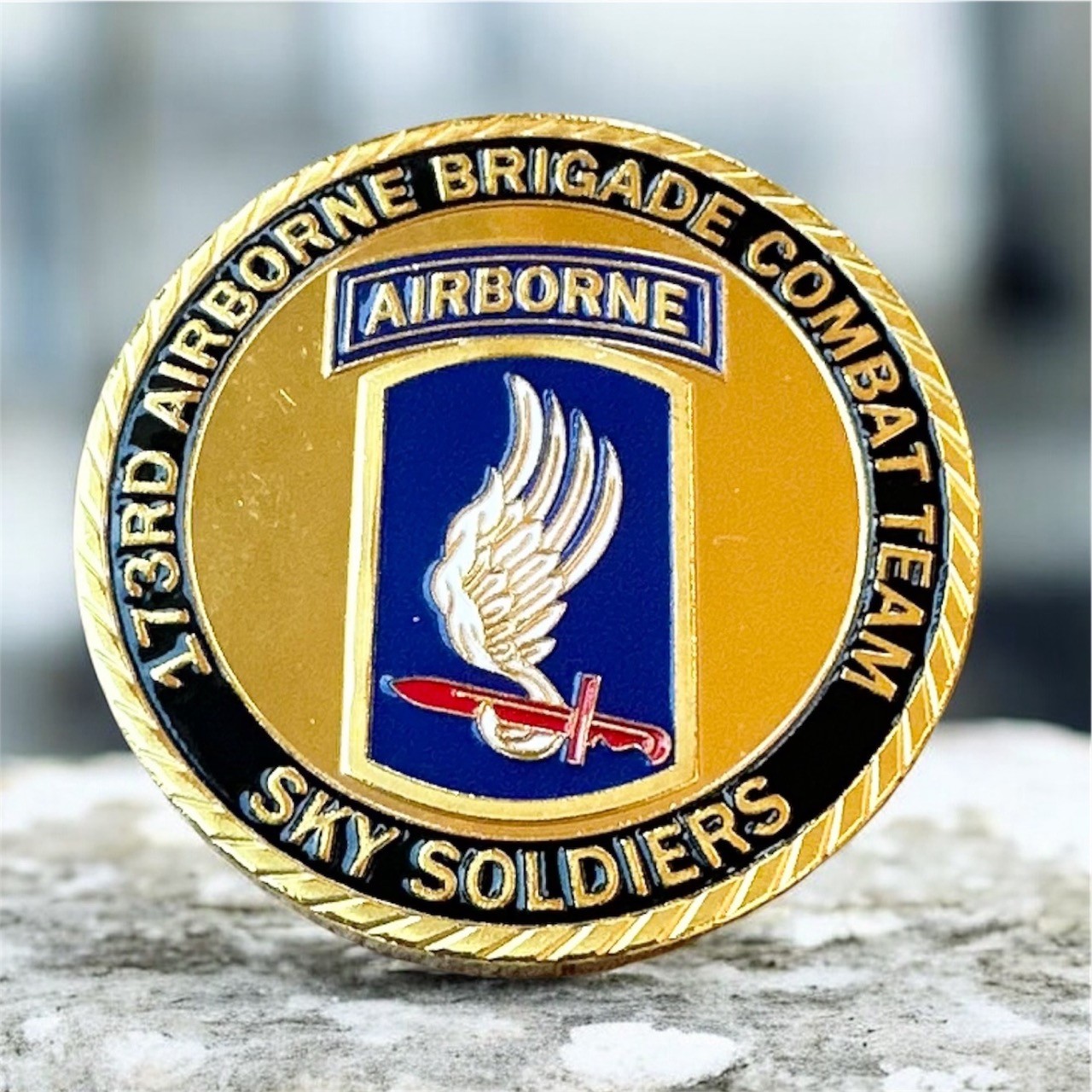 US ARMY 173rd AIRBORNE BRIGADE COMBAT TEAM Challenge Coin ·FAST SHIPPING· ·NEW· US ARMY 173rd AIRBORNE BRIGADE COMBAT TEAM Challenge Coin ·FAST SHIPPING· ·NEW·