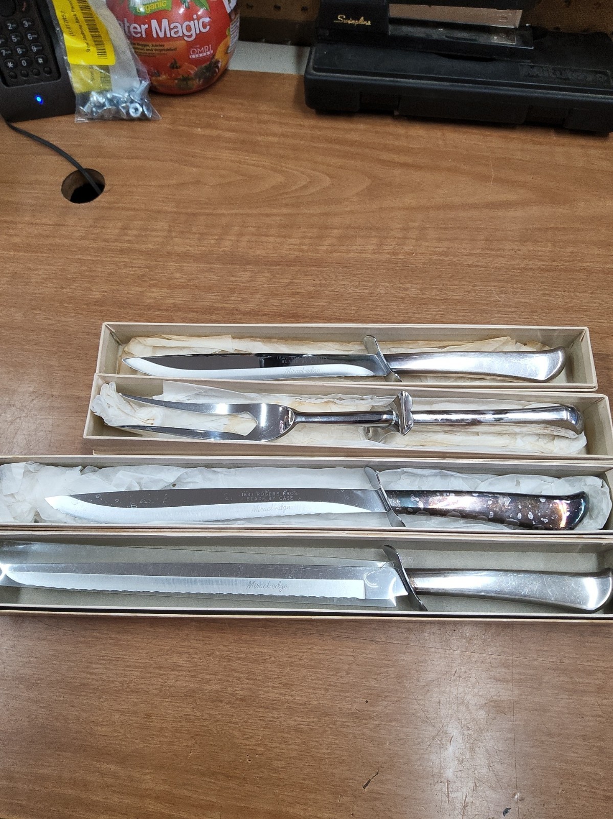 1847 Rogers Bros Round Table 4 Pc Carving Set Case Miracl-Edge Vintage Boxed
