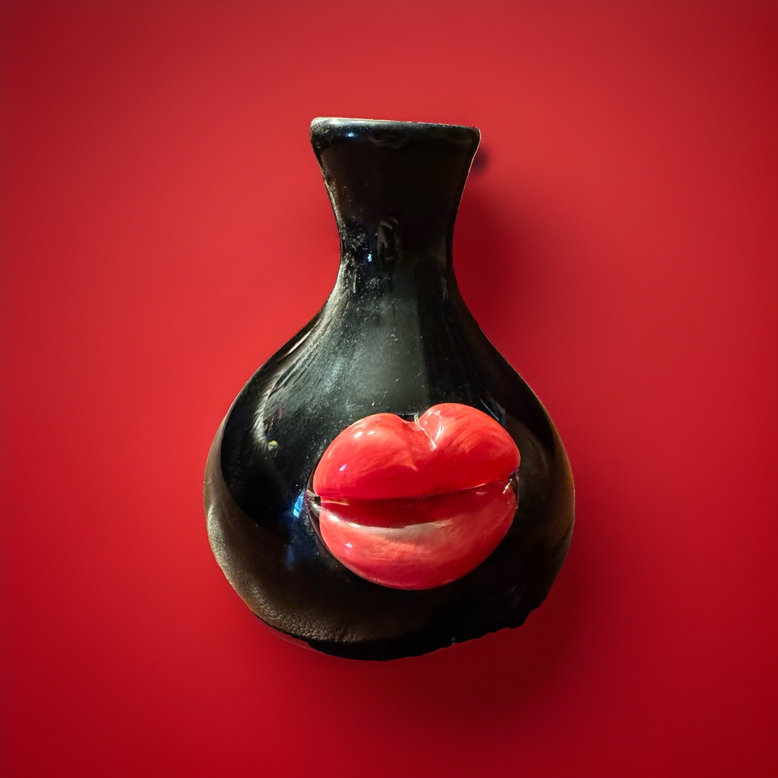 Retro Vintage Red Lips Vase 5in Tall Unique And Funky