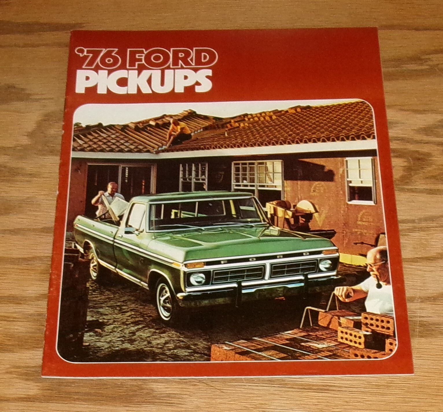 Original 1976 Ford Pickup Truck Sales Brochure F-100 F-150 F-250 F-350 12/75