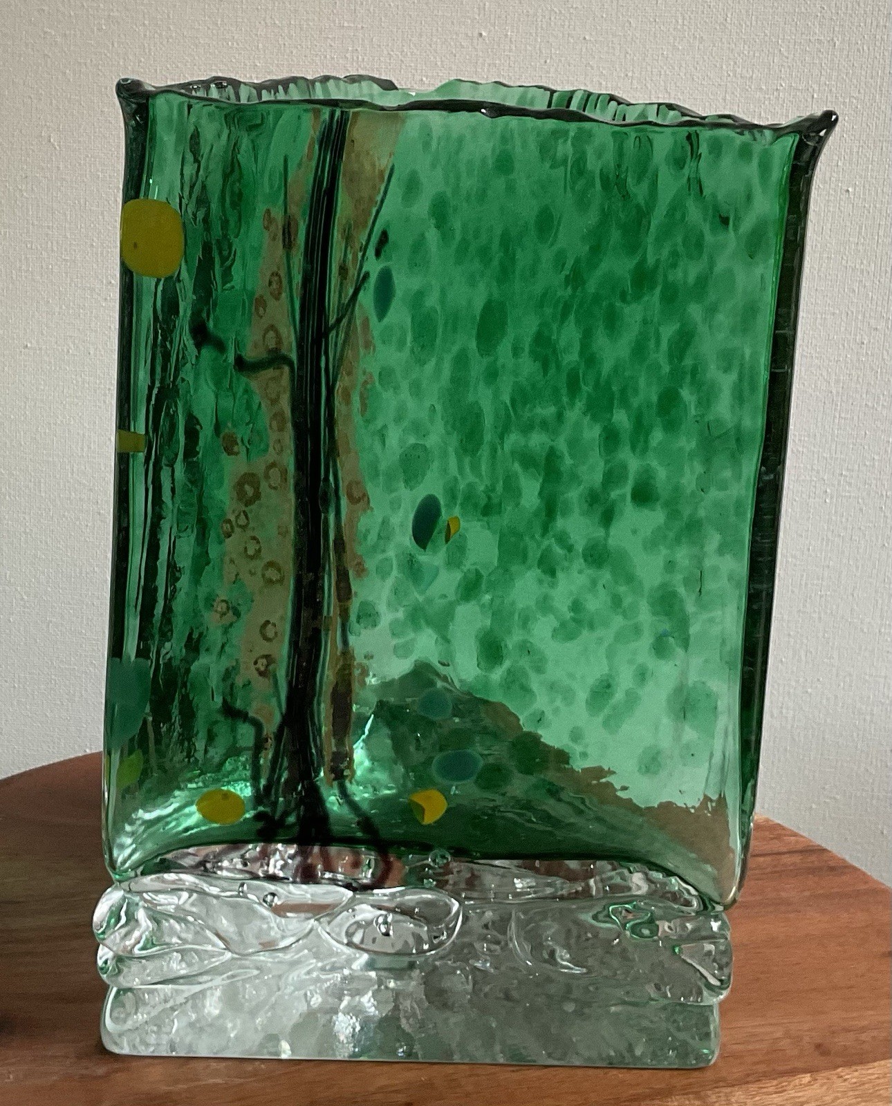 Vintage Beranek MCM Green Glass Triangle Clear Base Czech Art Vase 8 Vintage Beranek MCM Green Glass Triangle Clear Base Czech Art Vase 8