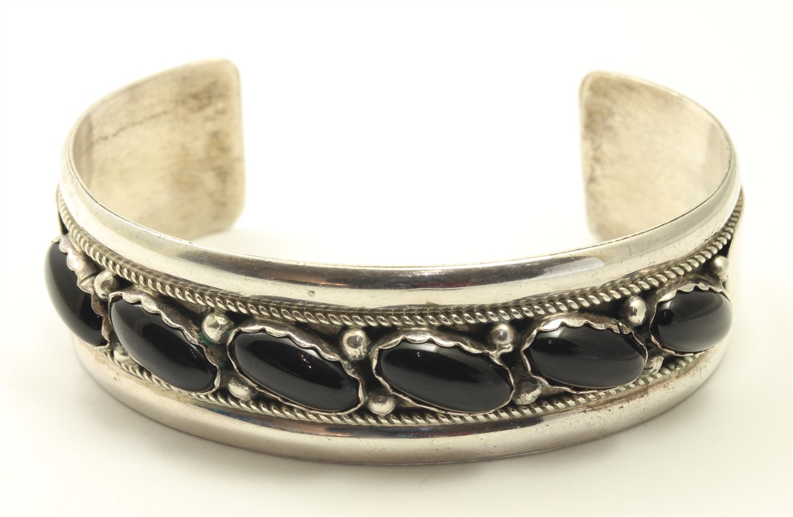 Vintage Navajo Sterling Silver Large Black Onyx Row Cuff Bracelet 28.9g 6.5\