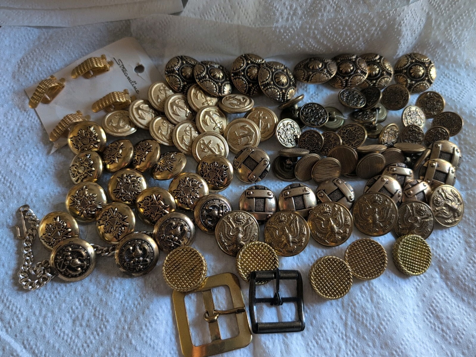 Vintage lot Botton gold Tone